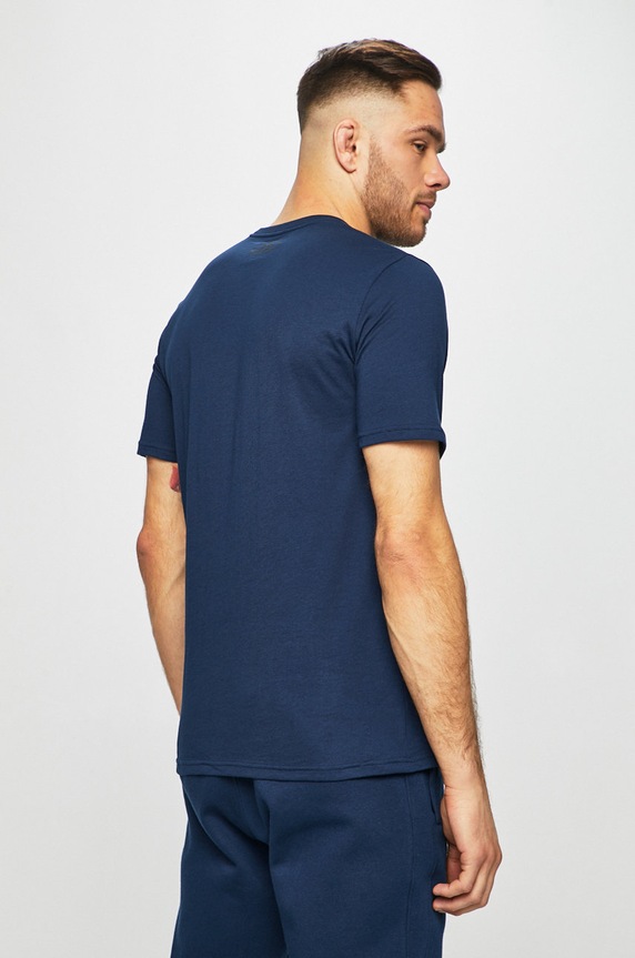 Ρούχα Μπλουζάκι Under Armour SPORTSTYLE LEFT CHEST 1326799. σκούρο μπλε