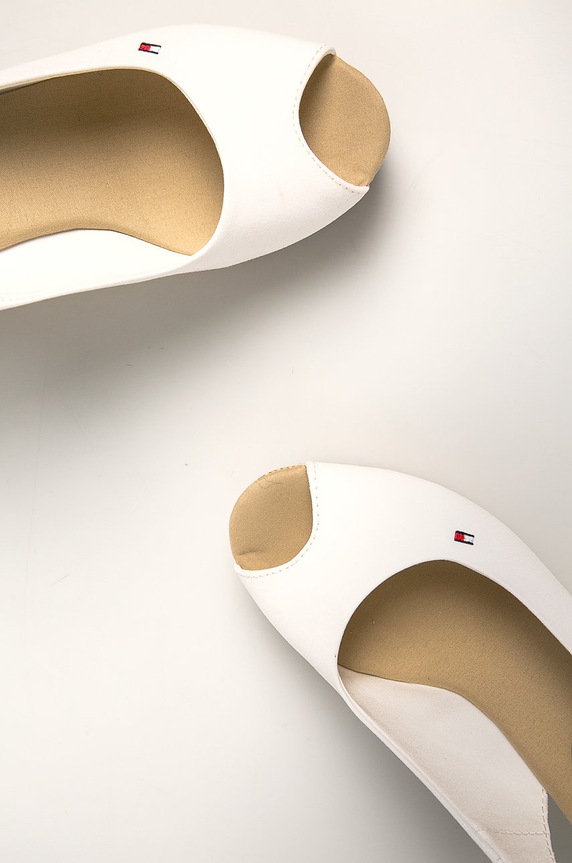 Tommy Hilfiger - Πέδιλα ICONIC ELENA SLING BACK WEDGE FW0FW04789 λευκό