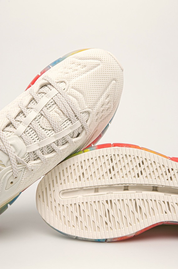 Reebok - Topánky Zig Kinetica biela FW5277
