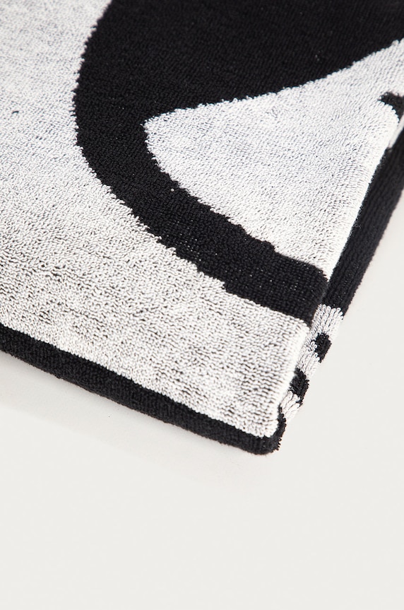 Quiksilver nagy méretű pamut törölköző 160 x 80 cm AQYAA03187 fekete SS21