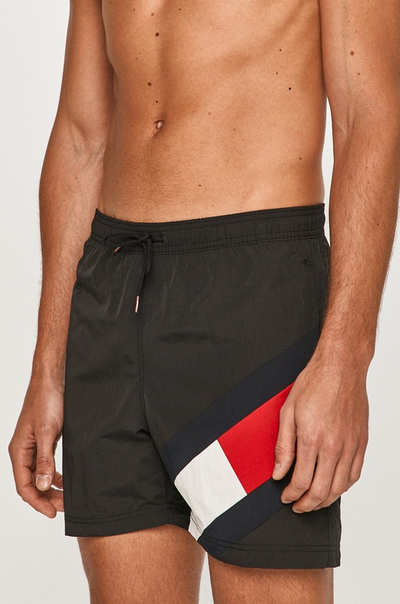 Tommy Hilfiger - Kratke hlače UM0UM02048.4891 crna SS21