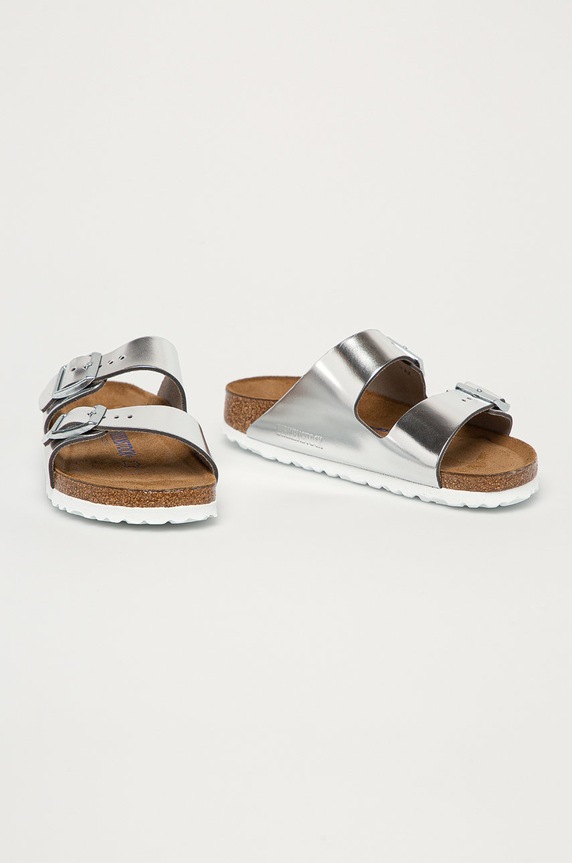 Birkenstock klapki skórzane Arizona SFB 1005961 srebrny AA00