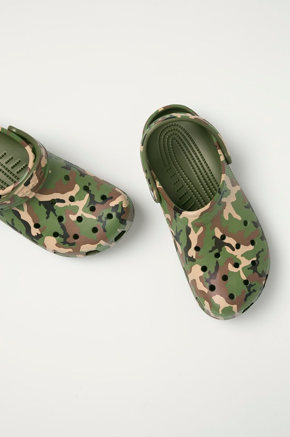 Crocs sliders green RINTED.CAMO.CLOG.206454
