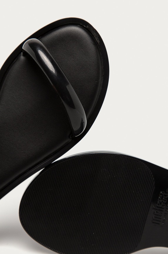 Melissa szandál M.32942.01003 fekete