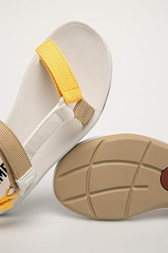 Camper - Σανδάλια Match κίτρινο K200958.009