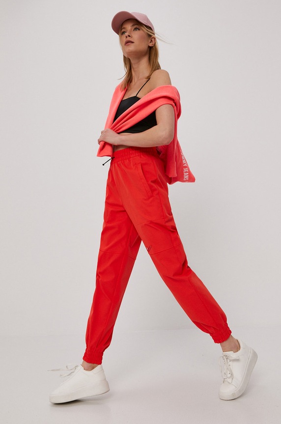 Nike Sportswear Pantaloni CZ8909 rosu SS21