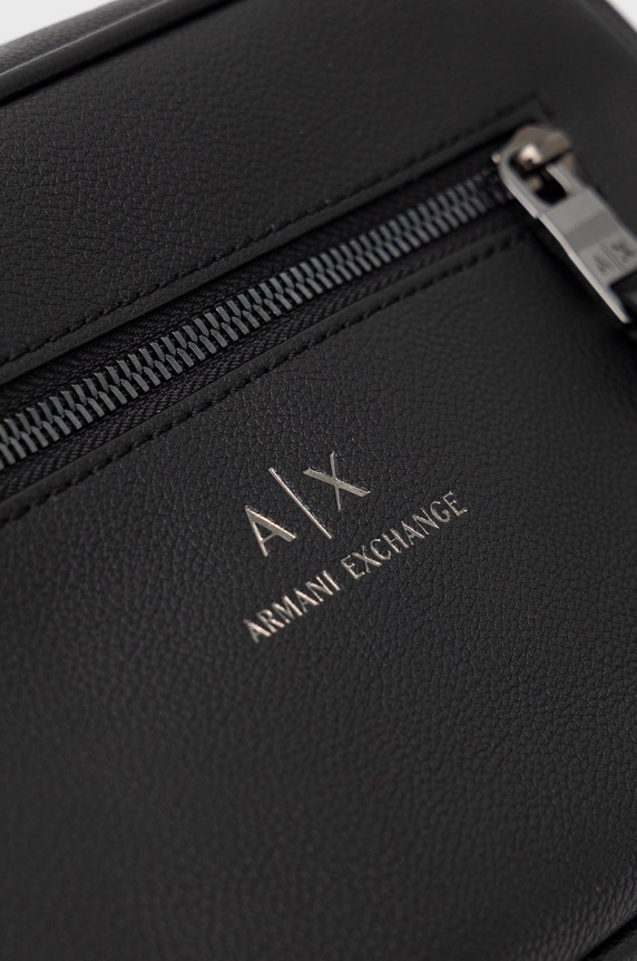 Armani Exchange kosmetyczka 958446.CC830 czarny SS22