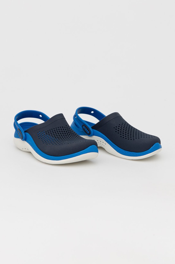 Crocs klapki 0.KIDS.CLOG.207021.PPYY granatowy SS22