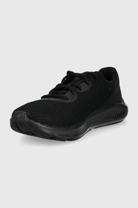 Взуття Бігові кросівки Under Armour Charged Pursuit 3 3024878 чорний