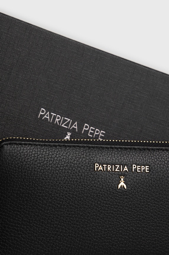Kožená peňaženka Patrizia Pepe čierna CQ4879.L001