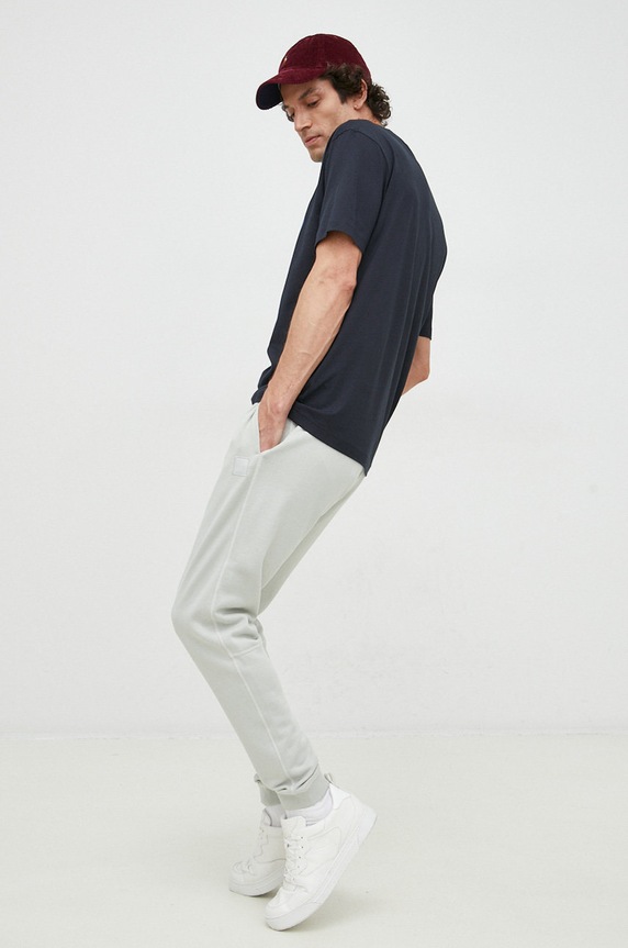 Bavlněné tepláky BOSS casual šedá 50468448