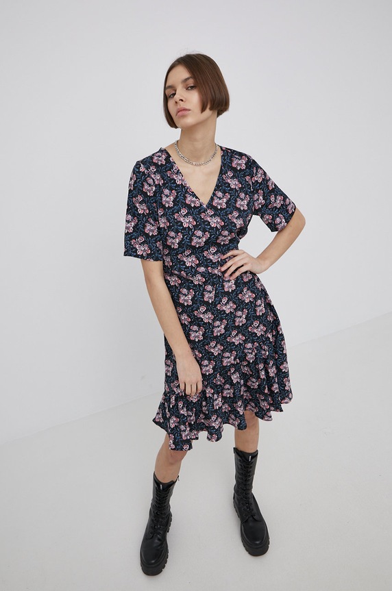 Haljina JDY sitni uzorak crna 15252891.Black