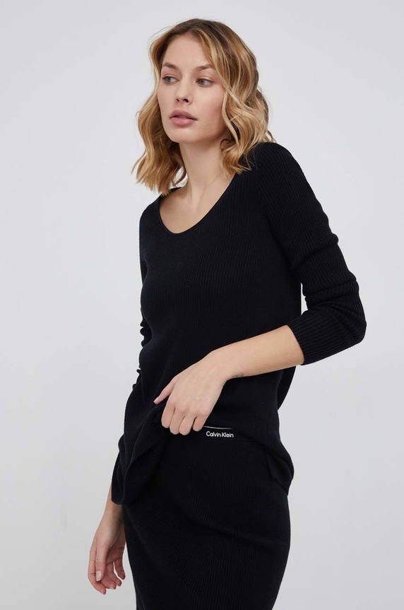 Calvin Klein Sweter z domieszką wełny okrągły czarny K20K203477.PPYY