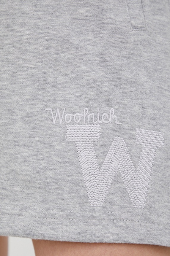 Kraťasy Woolrich šedá CFWWSH0016FRUT2978