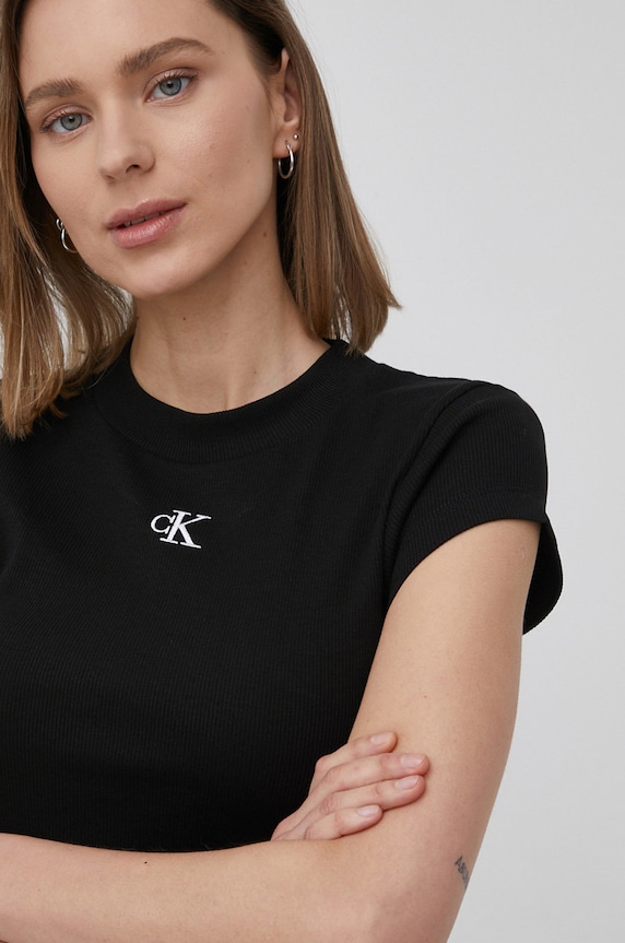 Tričko Calvin Klein Jeans černá J20J218337.PPYY