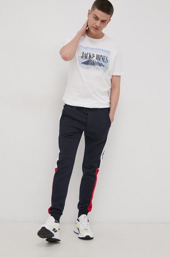 Pamučna majica Jack & Jones 12200159 bijela SS22