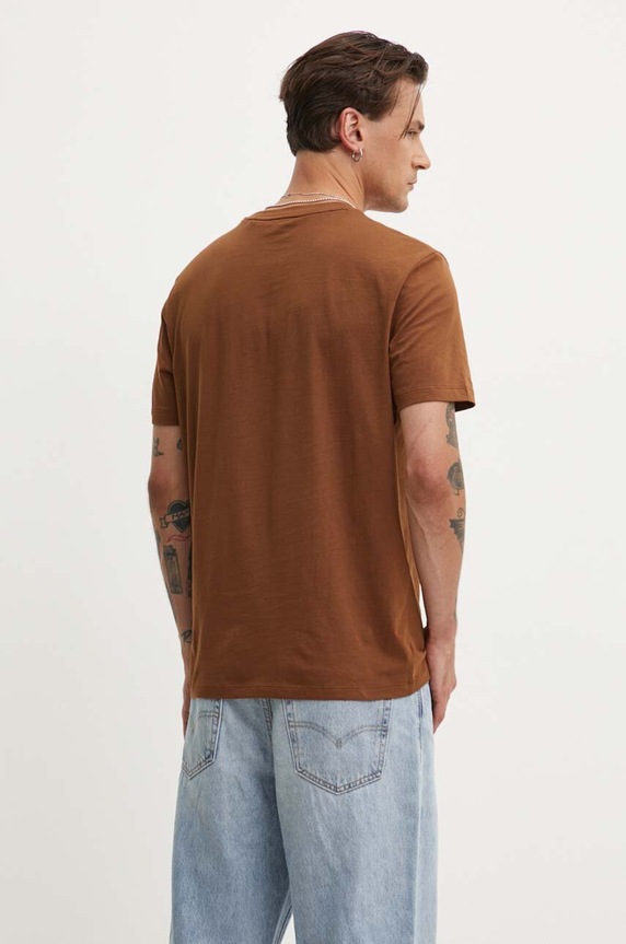 Ρούχα HUGO t-shirt ανδρικό βαμβακερό Dulivio 50467556 καφέ