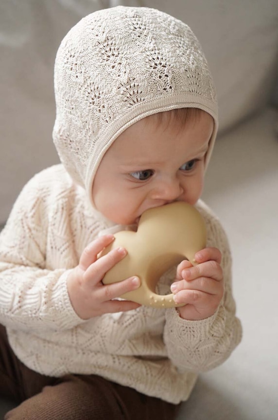 Konges Sløjd gryzak niemowlęcy BABS TEETHER KS1663 beżowy