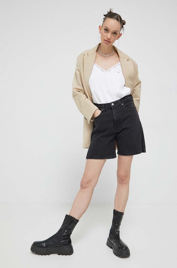 Top Tommy Jeans DW0DW15198.PPYX bijela SS23