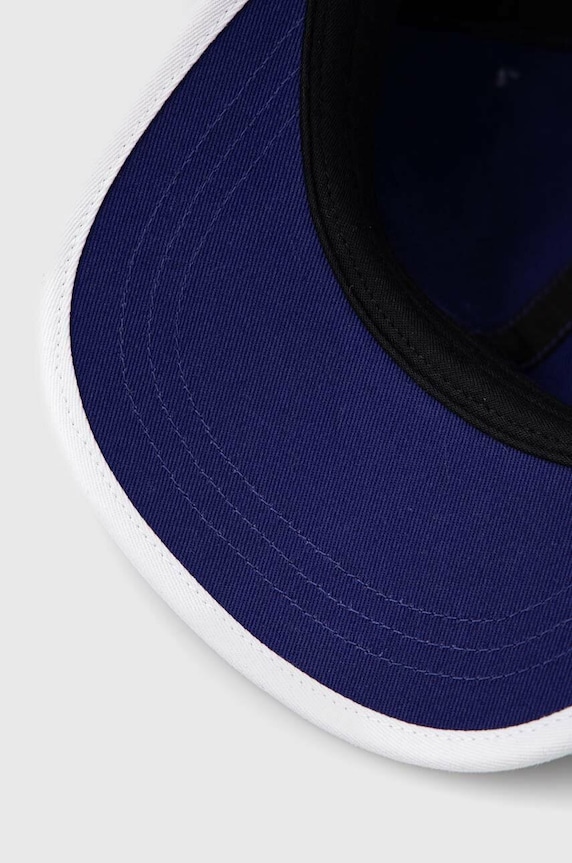 Under Armour czapka z daszkiem granatowy 1376703