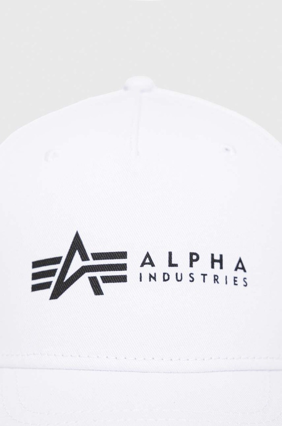 Alpha Industries czapka bawełniana 126912.09 biały SS23