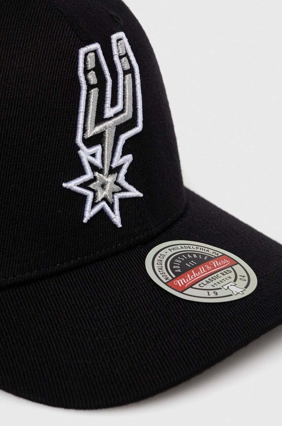 Mitchell&Ness sapka gyapjúkeverékből San Antonio Spurs HHSS3257.SASYYPPPBLC fekete SS23