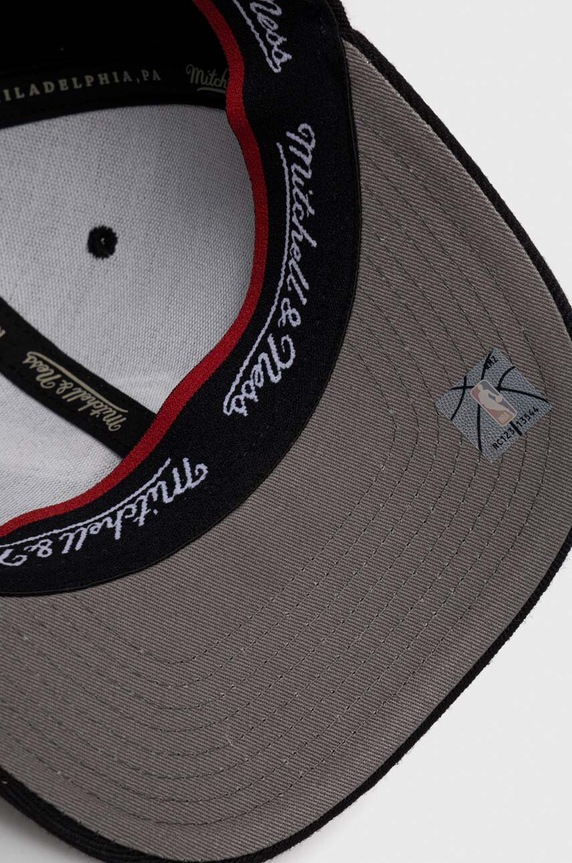 Mitchell&Ness sapka gyapjúkeverékből San Antonio Spurs fekete HHSS3257.SASYYPPPBLC