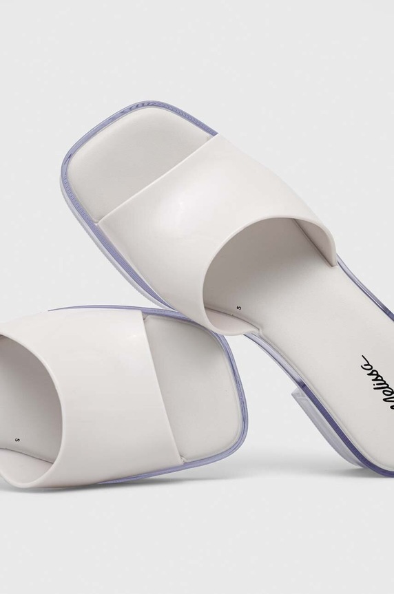 Παντόφλες Melissa MELISSA SHAPE AD λευκό M.32955.52063