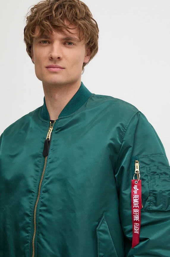 Яке бомбър Alpha Industries 100101.