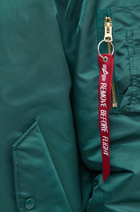 Яке бомбър Alpha Industries 100101.