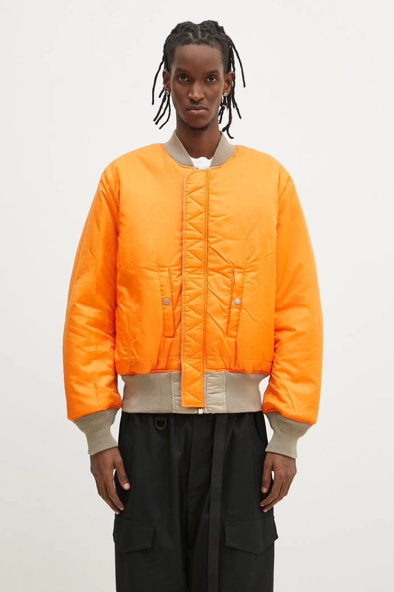 Alpha Industries bomber jacket 100101. beige SS26