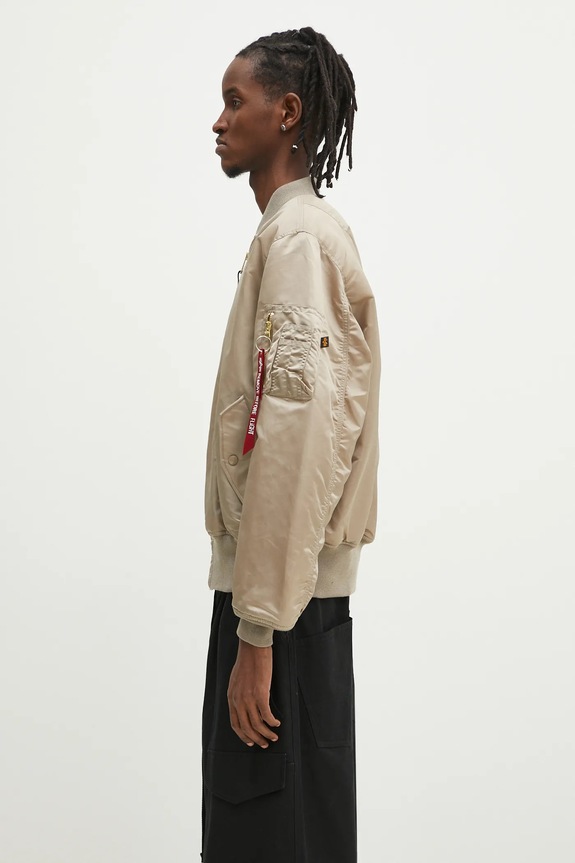 Clothing Alpha Industries bomber jacket 100101. beige