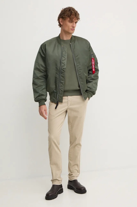 Abbigliamento Alpha Industries giacca bomber 100101. verde