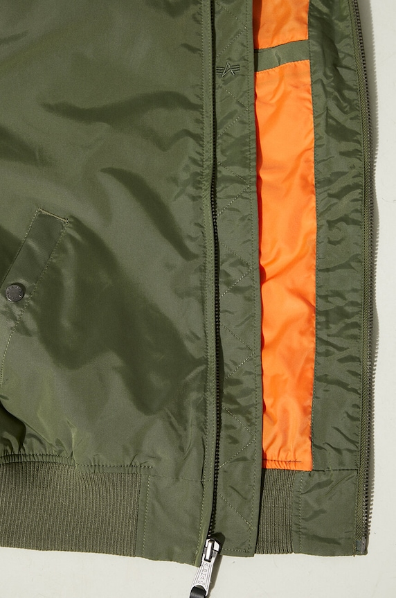 Куртка-бомбер Alpha Industries 191103.01