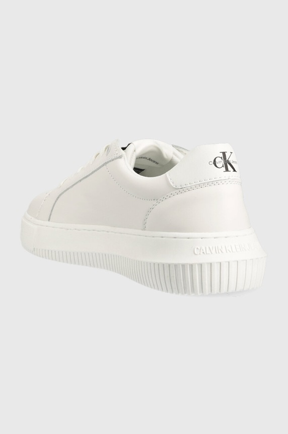 Obuća Kožne tenisice Calvin Klein Jeans YW0YW00823 CHUNKY CUPSOLE MONOLOGO W MONO LTH WN YW0YW00823 bijela