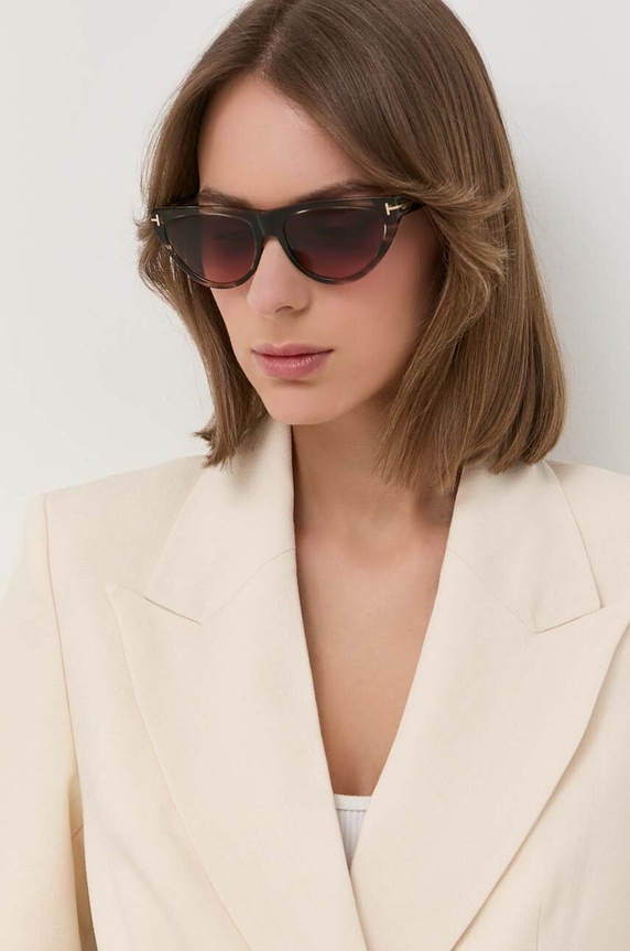 Слънчеви очила Tom Ford котешко око кафяв FT0990.5655T