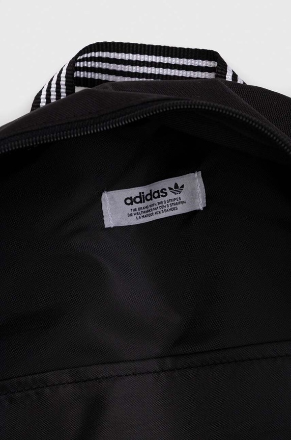 adidas Originals hátizsák IJ0761 fekete