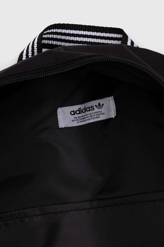 adidas Originals hátizsák IJ0761 fekete