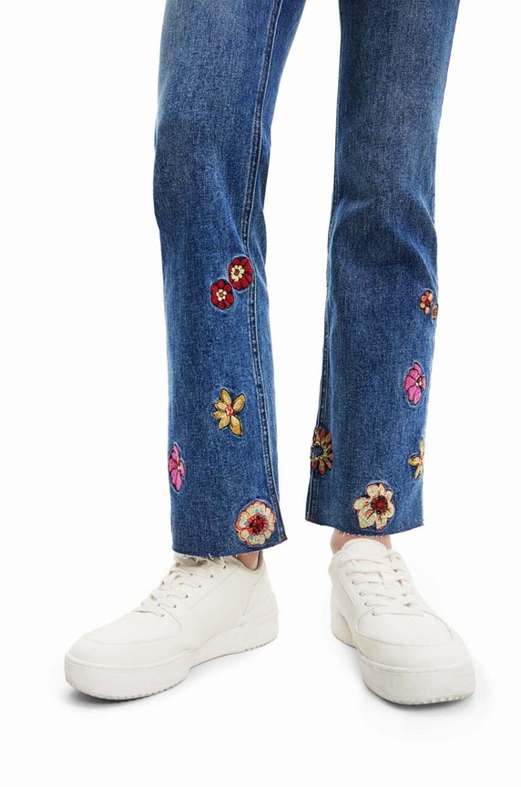 Odzież Desigual jeansy 23SWDD68 granatowy