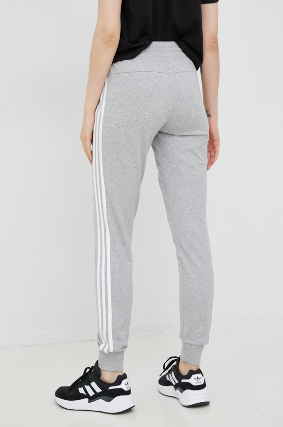 Îmbrăcăminte adidas pantaloni de trening HF2605 gri