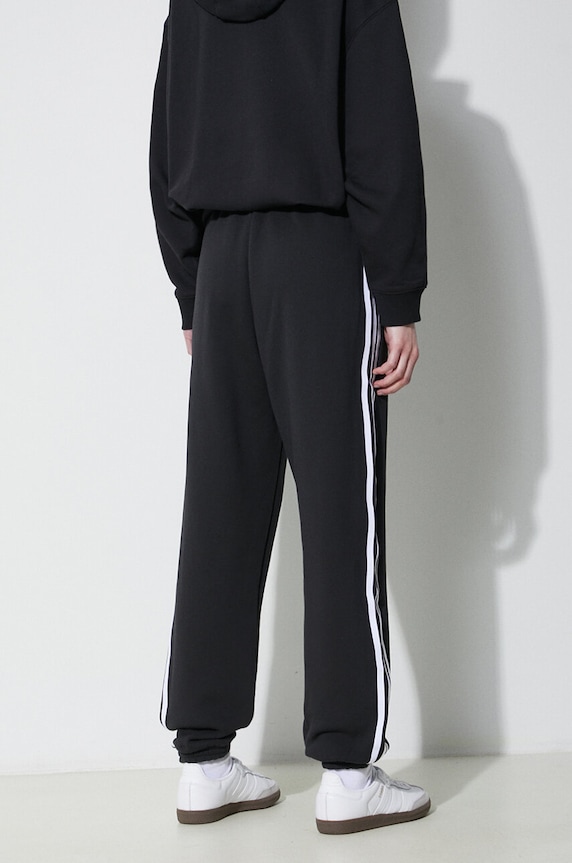Abbigliamento adidas Originals pantaloni da jogging in cotone IB7457 nero