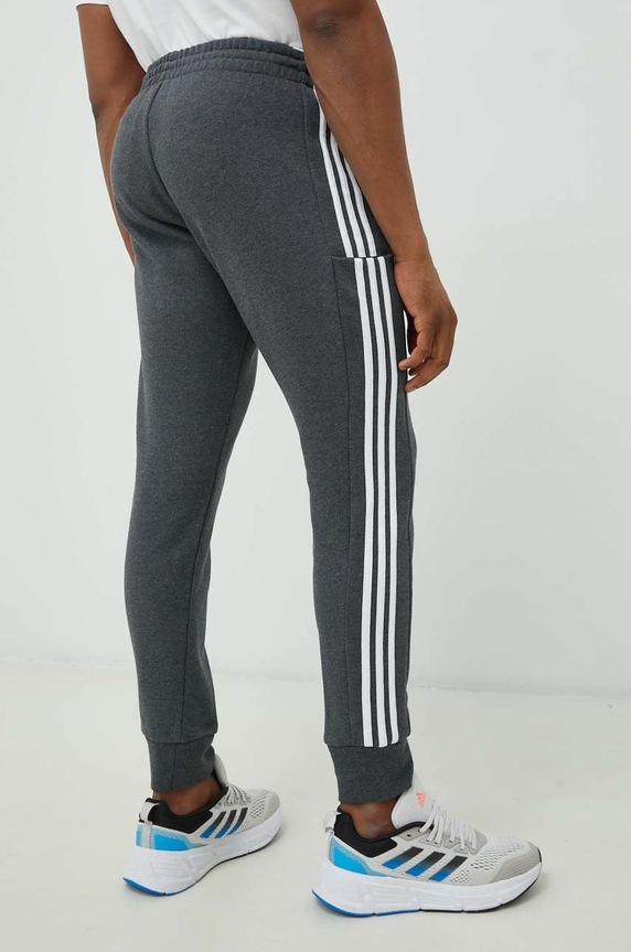 Îmbrăcăminte adidas pantaloni de trening din bumbac IC9408 gri