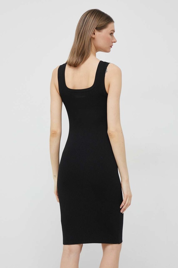 Odzież Calvin Klein sukienka K20K205447.PPYX czarny