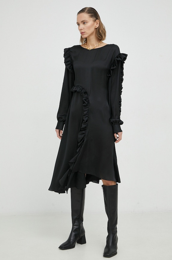 Рокля Remain RM2206 черен SS23