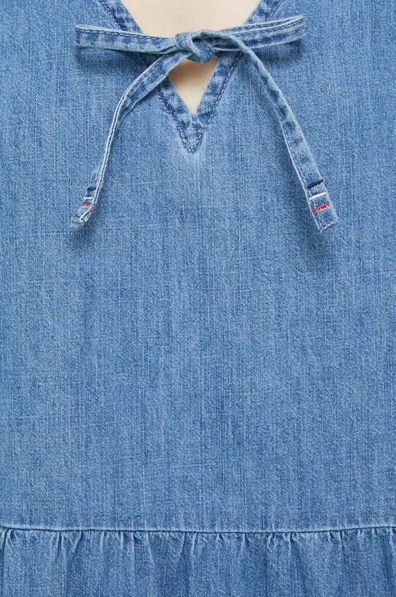 Tommy Jeans sukienka jeansowa DW0DW15674.PPYX niebieski