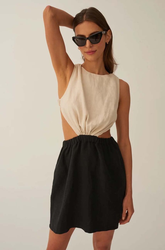 Šaty Undress Code Aphrodite 445. čierna SS23