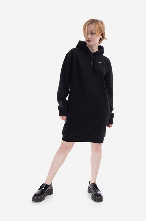 MCQ sukienka bawełniana Hoodie nadruk czarny 624588RSJ761000