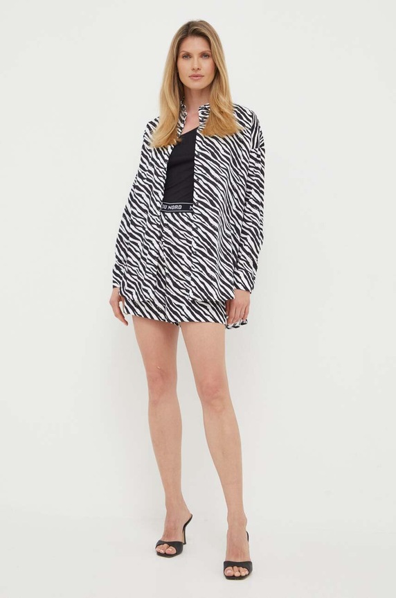 Notes du Nord szorty Kira 13120 czarny SS23