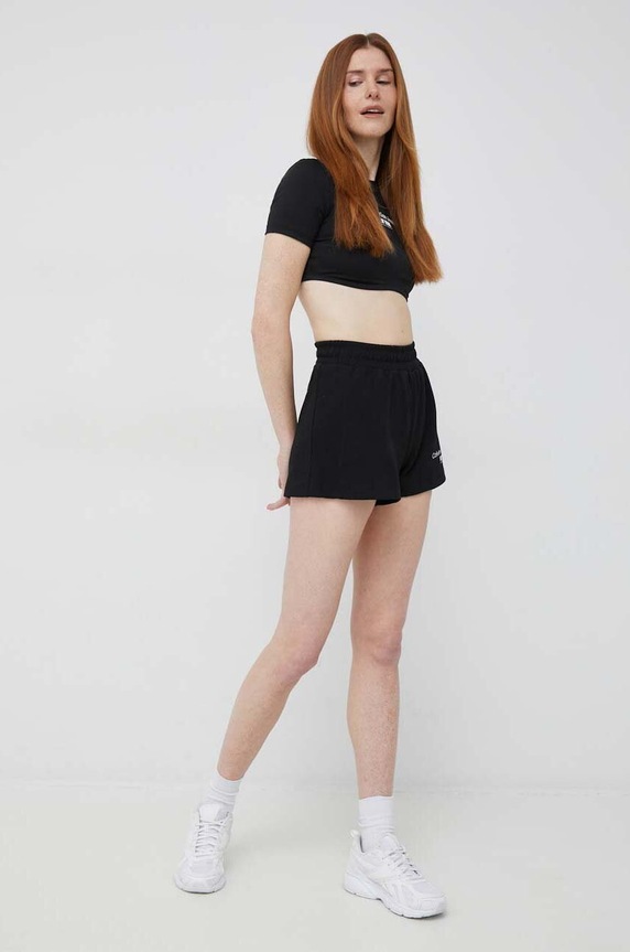 Calvin Klein Jeans szorty J20J221054.PPYX czarny SS23