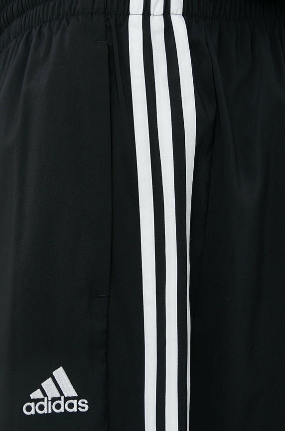 adidas szorty treningowe Essentials Chelsea czarny IC1484